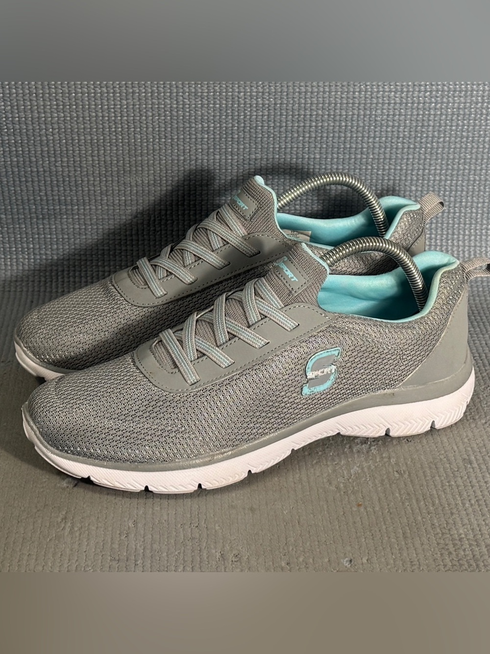 Skechers Women’s S Sport F190-2 Gray Running Shoes Size 10